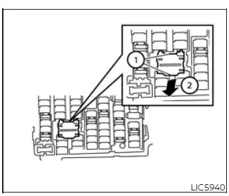 Nissan Murano extended storage switch location in the fuse panel below the steering column